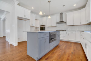 Wyndham interior kitchen
